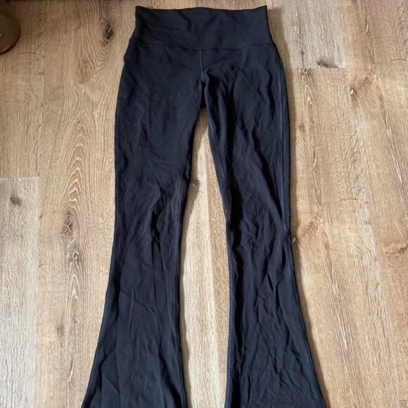 Lululemon Black Align Mini Flare Leggings Size 6 - Picture 1 of 5